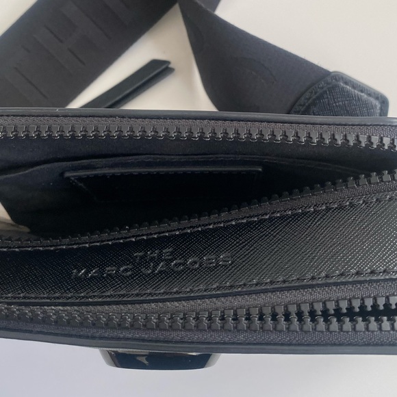 Authentic Marc Jacobs Snapshot - Picture 12 of 16